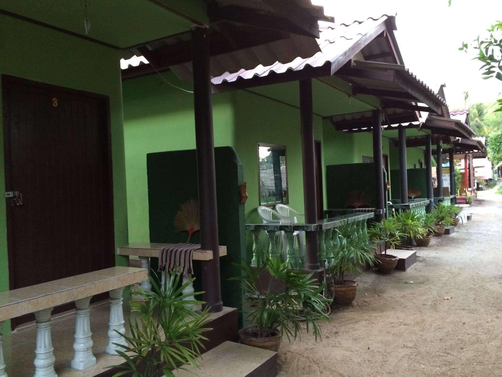 Abc Bungalow Baan Tai Exteriör bild